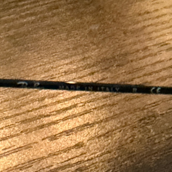 Ray-Ban Aviator Polarized Sunglasses - Picture 3 of 4